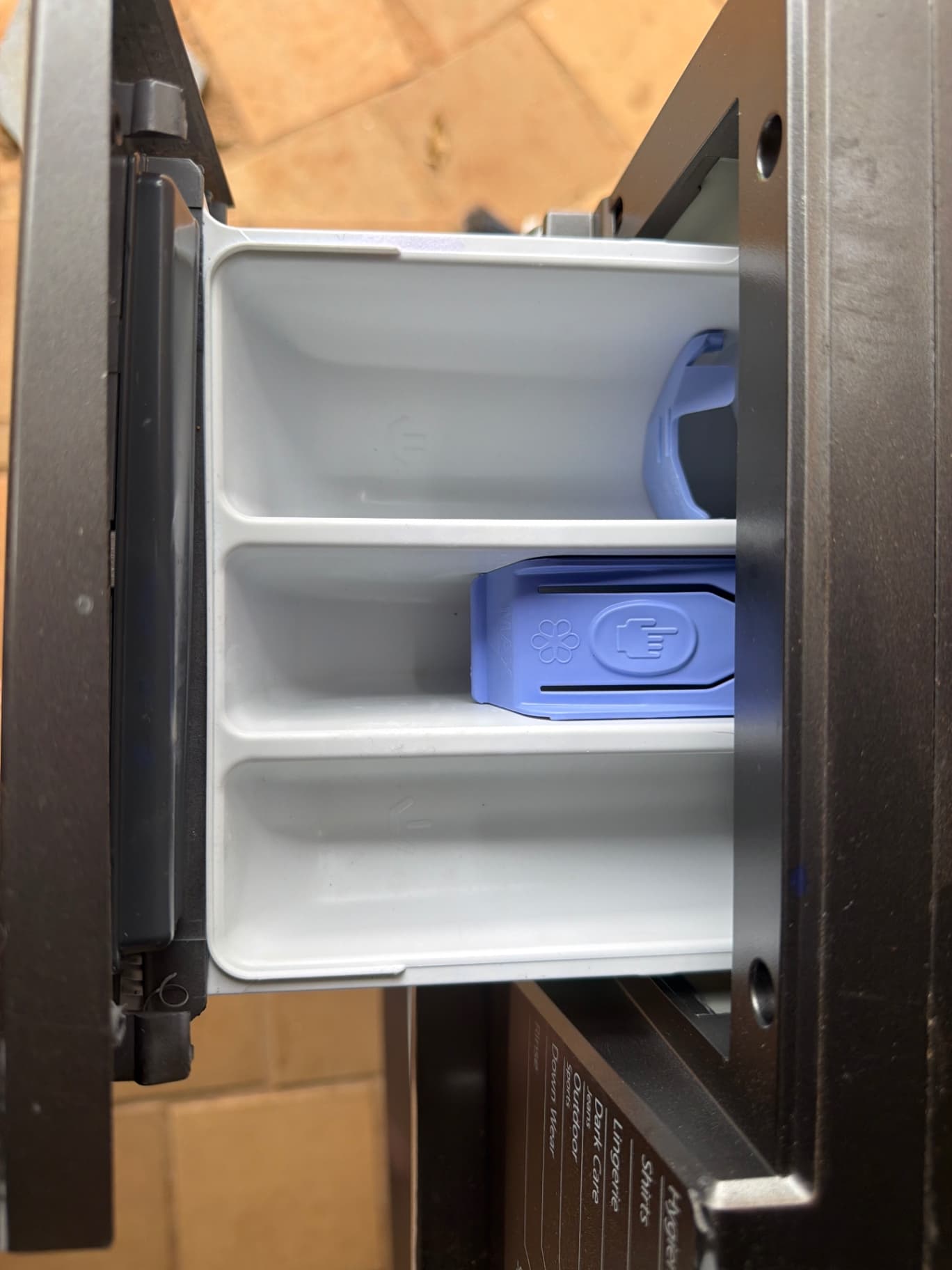 DEFY Washing Machine - image 3