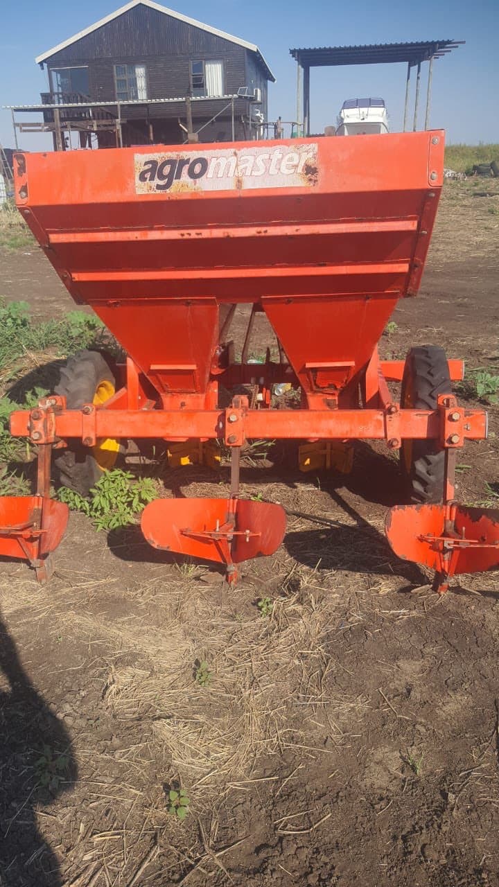 AGROMASTER PLANTER - image 2