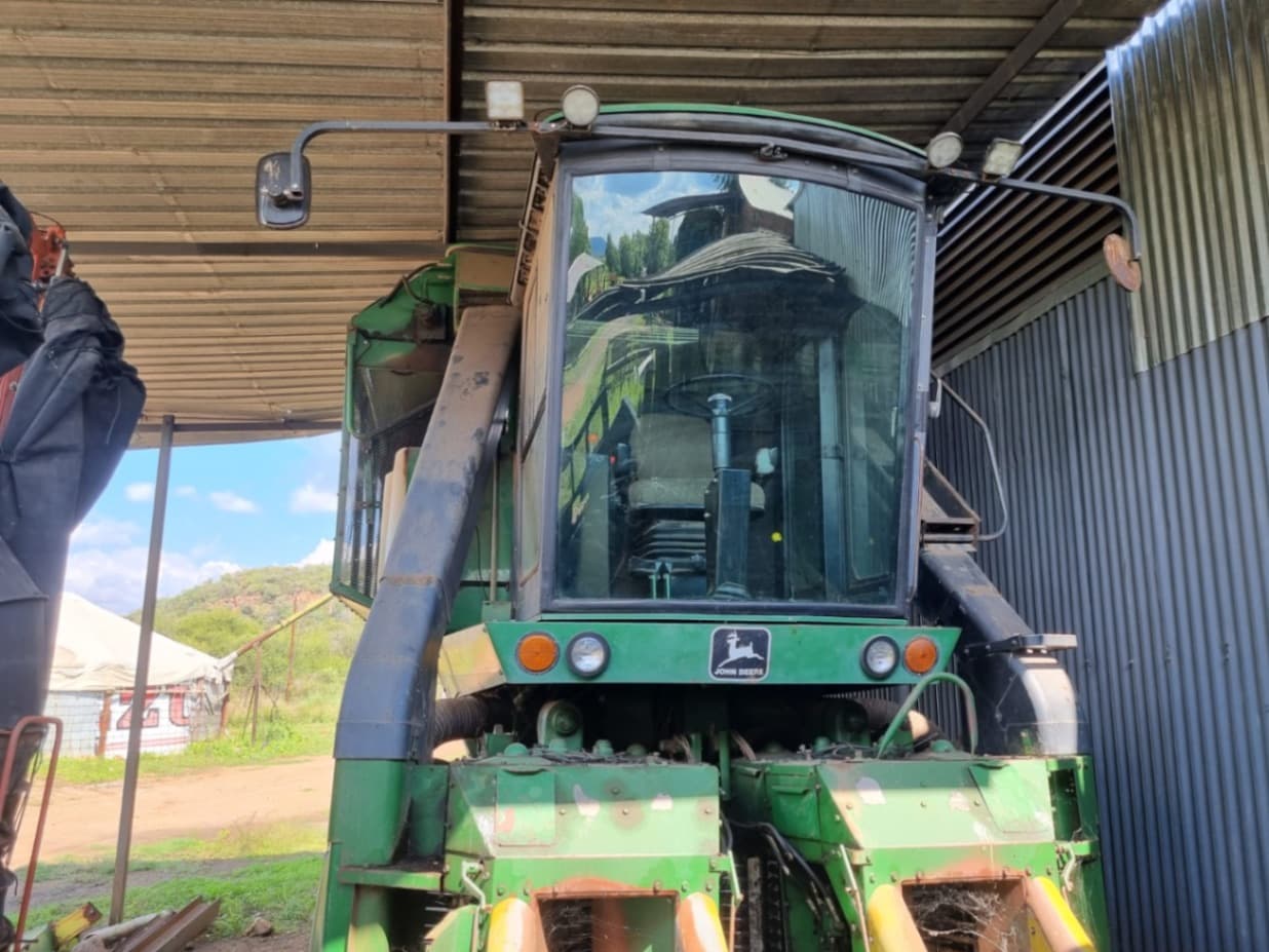 JOHN DEERE STROPER - image 3