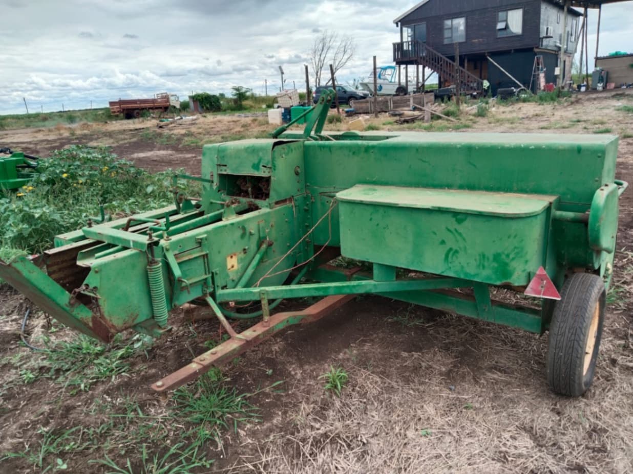 JOHN DEERE BALER - image 4