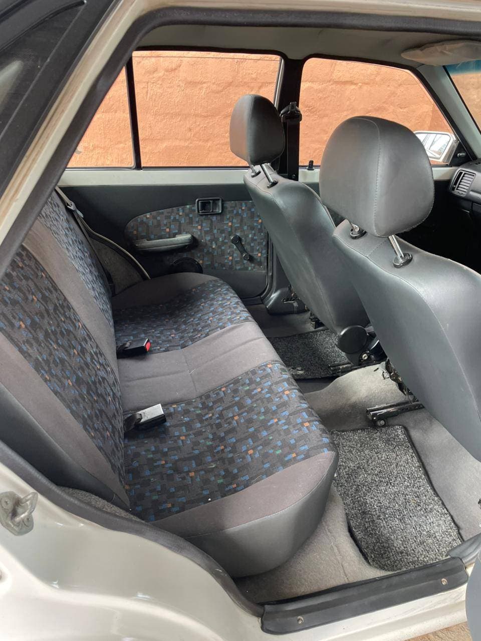 MAZDA STING - image 8