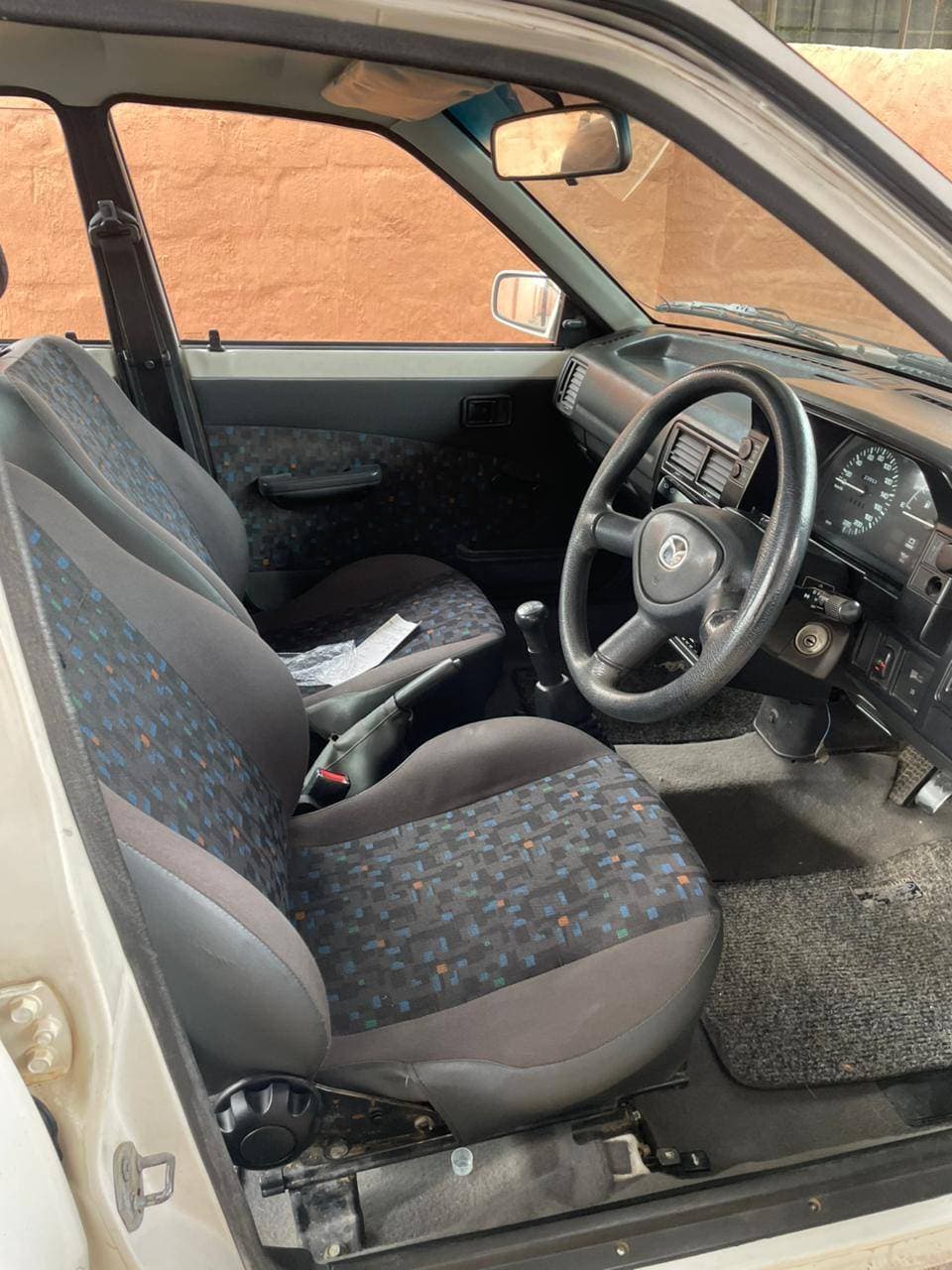 MAZDA STING - image 6