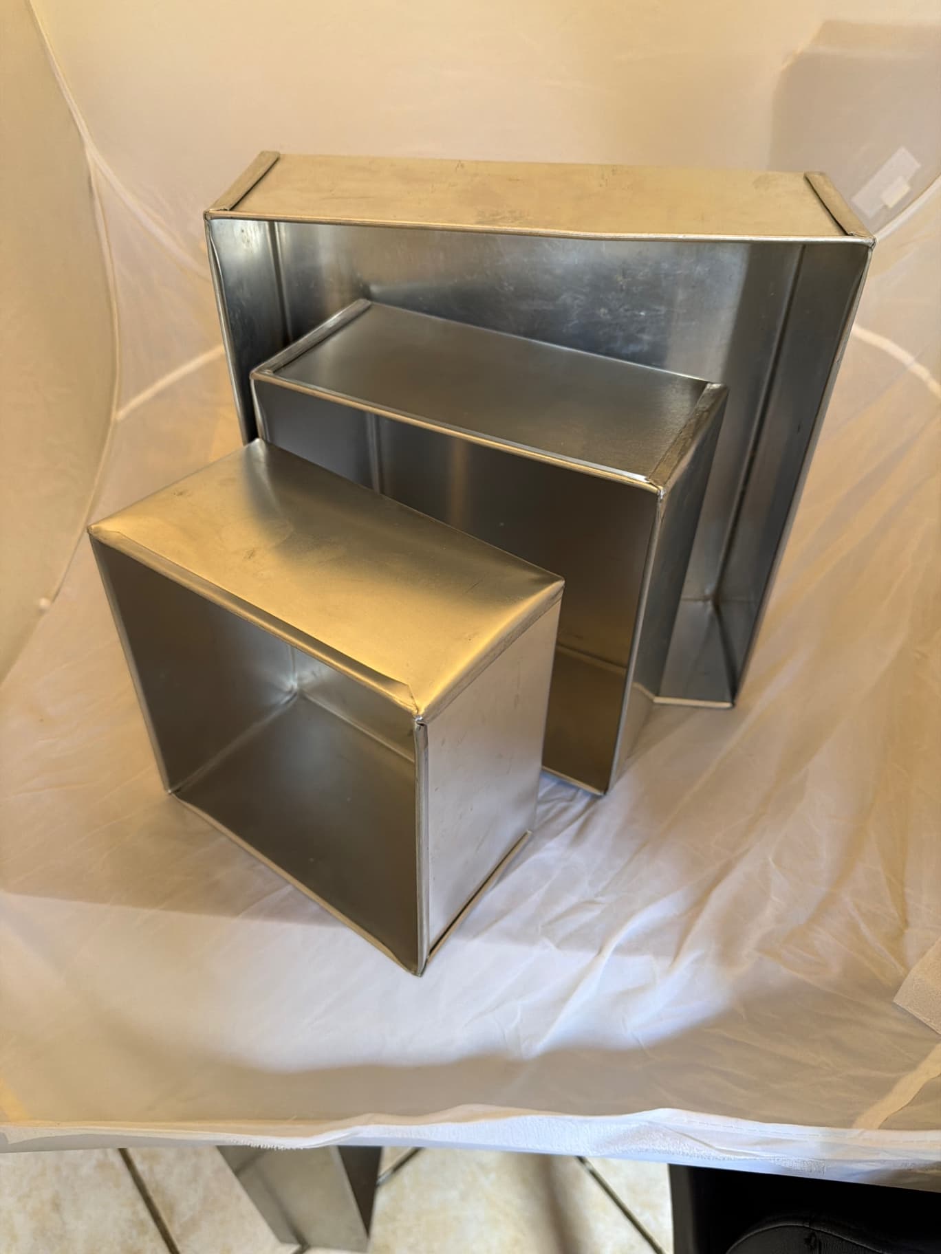 CAKE BAKING TRAYS (x3)