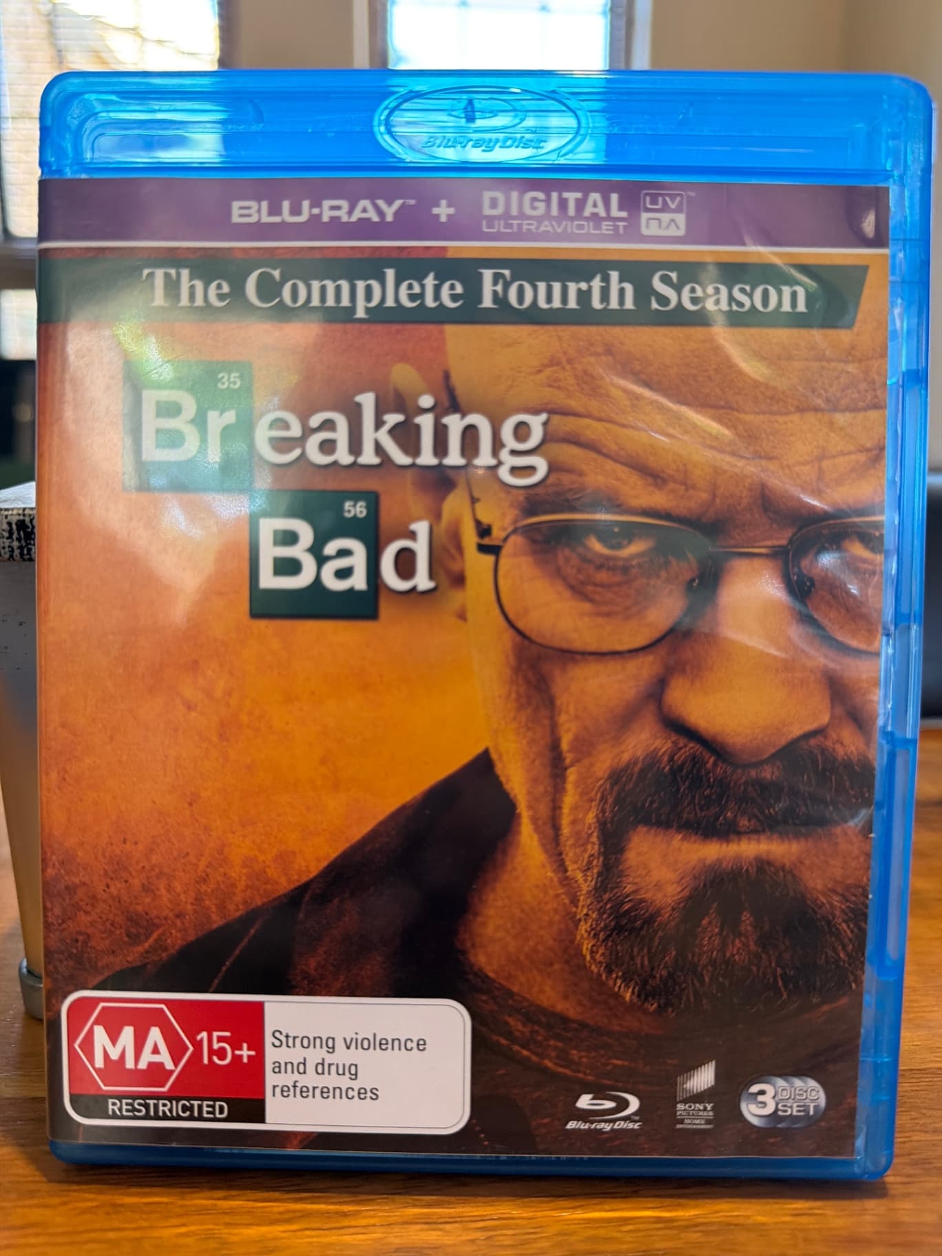 BREAKING BAD - The Complete Series - Limited Edition Heisenberg Tin (Blu-Ray) - image 7