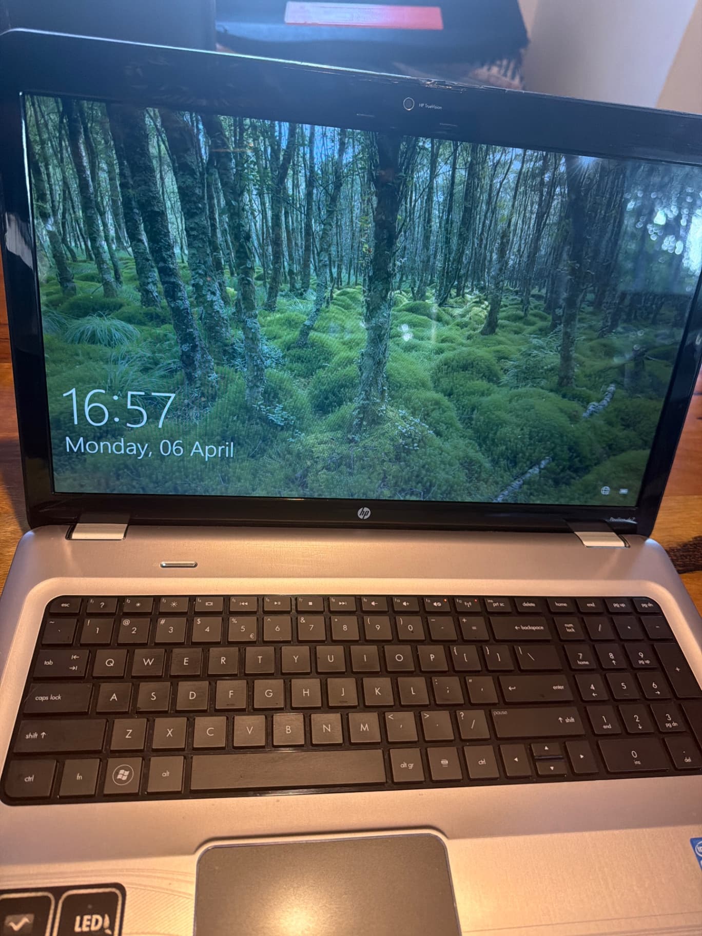 HP Pavilion dv7 - LAPTOP COMPUTER - image 5