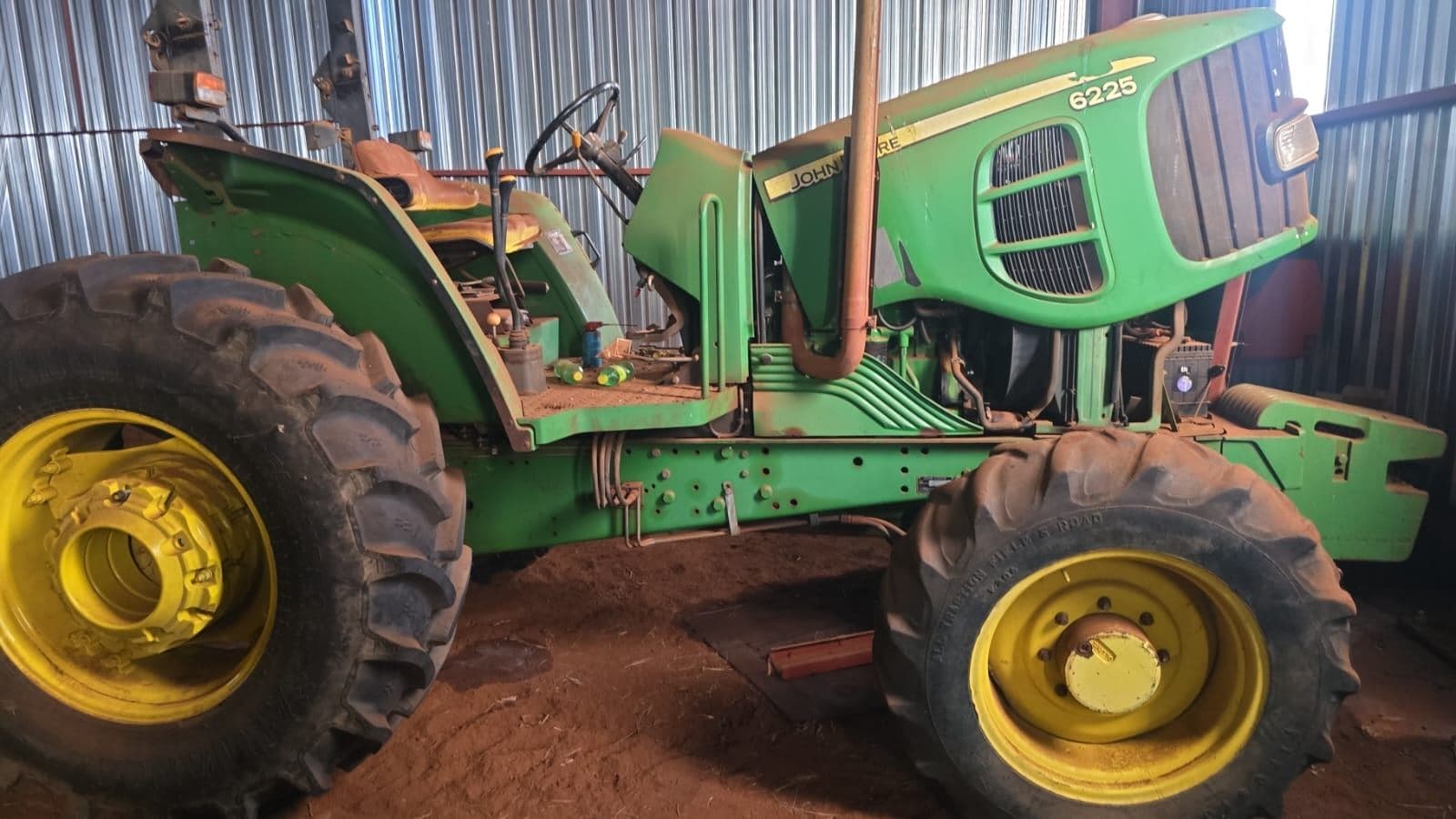 John Deere trekker - image 2