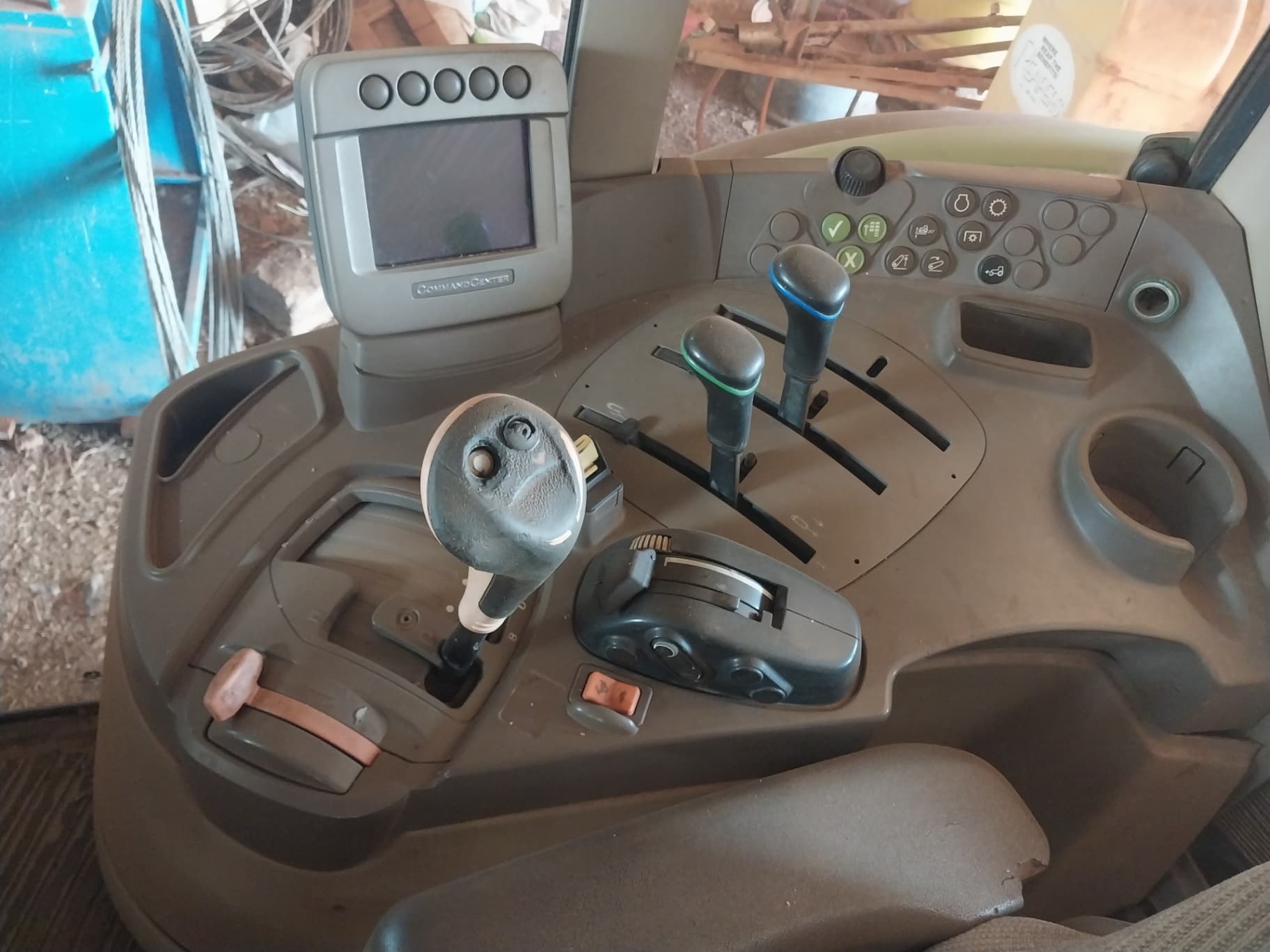 JD Trekker - image 4