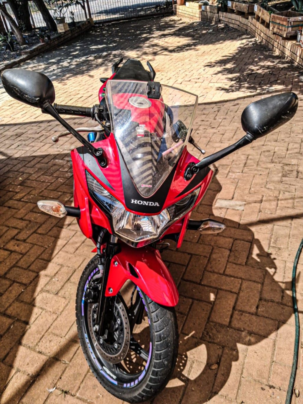 HONDA CBR 125 MOTORFIETS - image 3