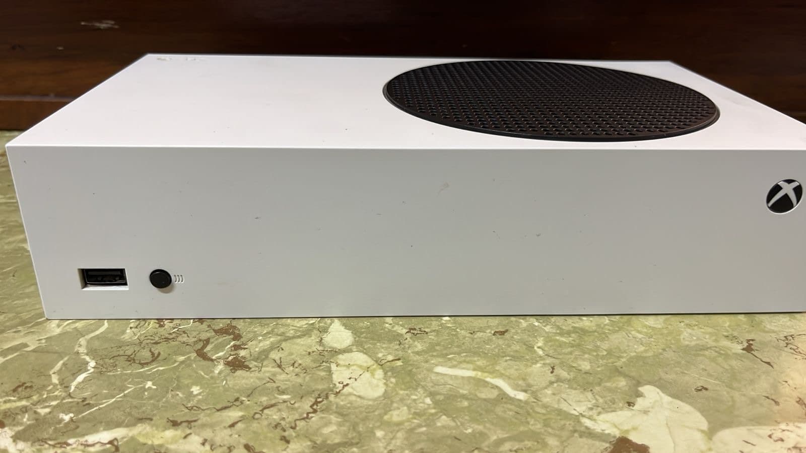 XBox Series - Gaming Console - image 3