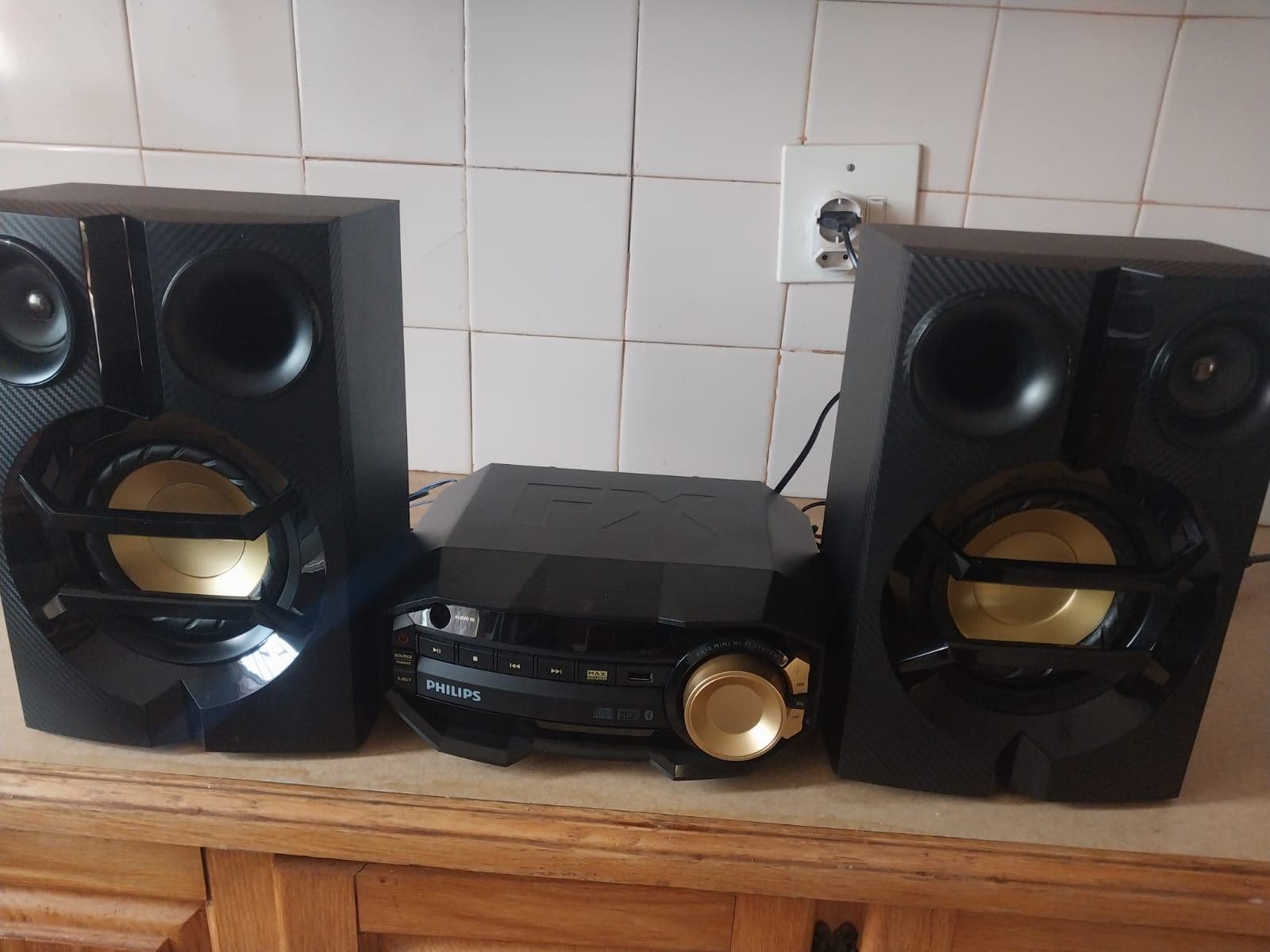 PHILLIPS FX10 - Mini Hi-Fi System - image 2