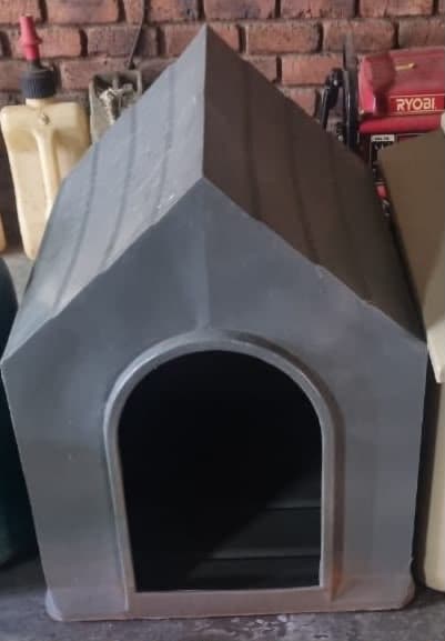 Grey Dog House (Medium)