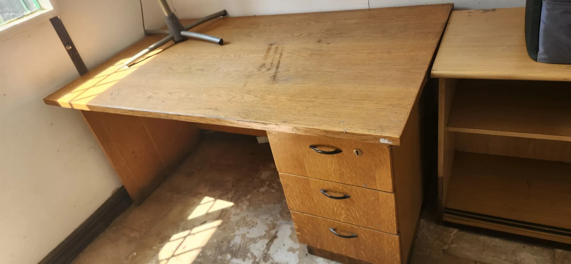Big office table